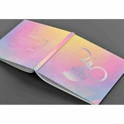 Livre Collector 30ème Anniversaire Exclusif Cast Member